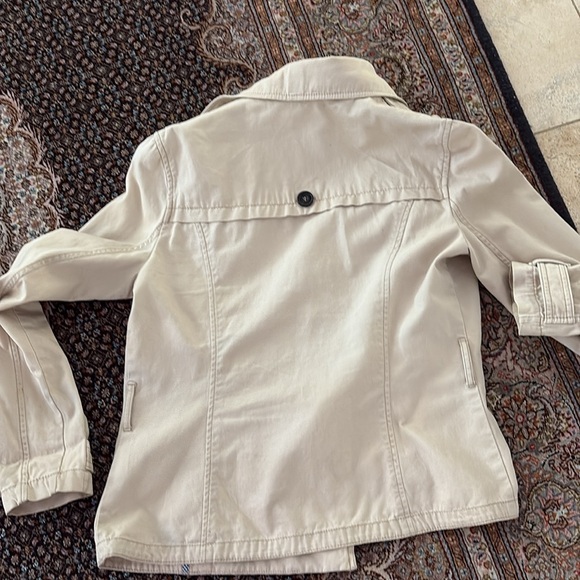 Abercrombie & Fitch Cream Trench Coat Classic Tailored Design - Picture 9 of 10